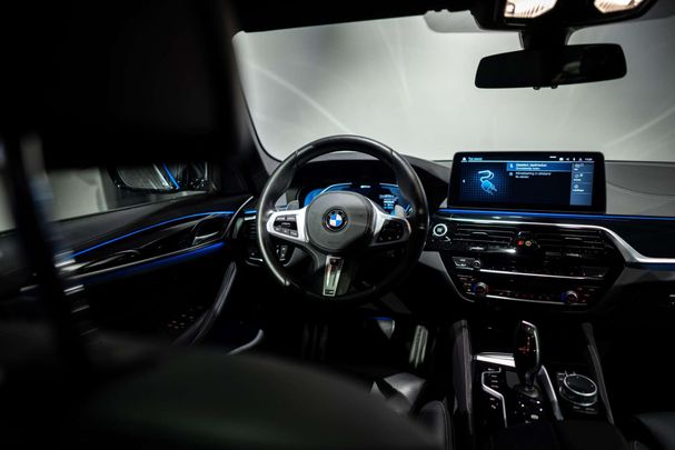 BMW 530 e 215 kW image number 4