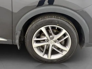 Car image 31