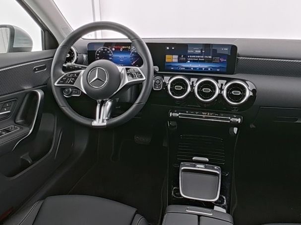 Mercedes-Benz A 180 100 kW image number 7