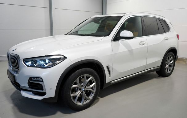 BMW X5 xDrive 195 kW image number 1