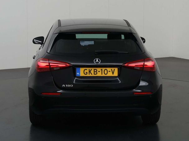 Mercedes-Benz A 180 100 kW image number 4