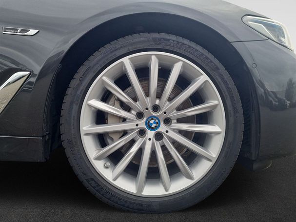 BMW 530 Touring xDrive 215 kW image number 4