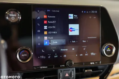 Car image 38