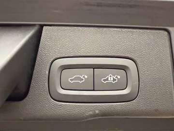 Car image 38