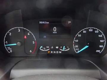 Car image 29