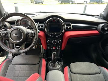 Car image 21