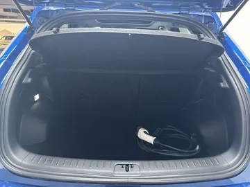 Car image 33
