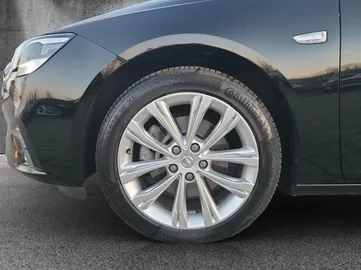 Car image 29