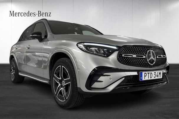 Mercedes-Benz GLC 300 e AMG 230 kW image number 2