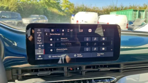 Car image 23
