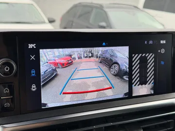 Car image 22