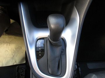 Car image 13