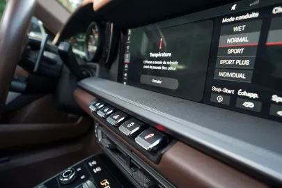 Car image 21