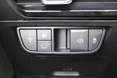 Car image 31