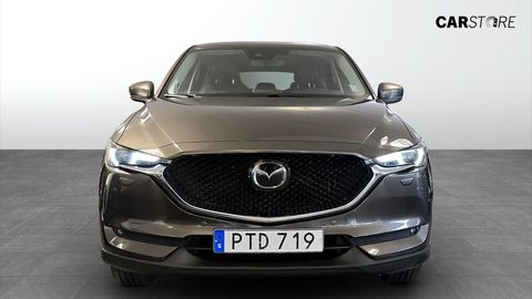 Car image 5