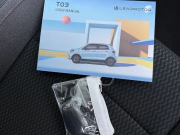 Car image 36
