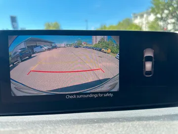 Car image 25