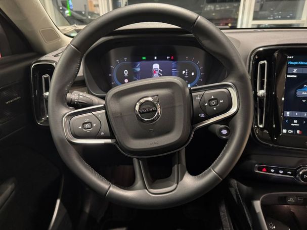 Volvo XC40 B3 Plus Dark DKG 120 kW image number 10