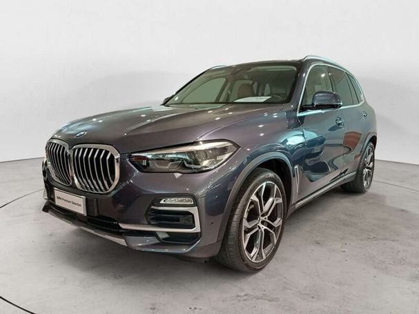 BMW X5 xDrive30d xLine 195 kW image number 1