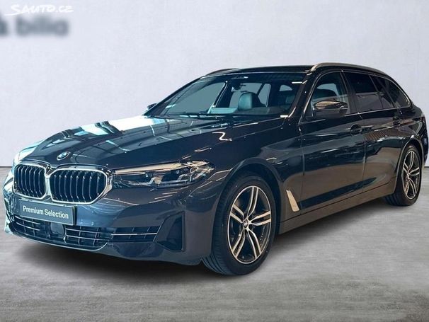 BMW 520d Touring xDrive 140 kW image number 1