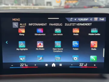 Car image 37