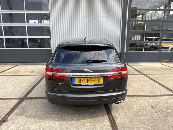 Jaguar XF 2.2 Sportbrake 147 kW image number 3