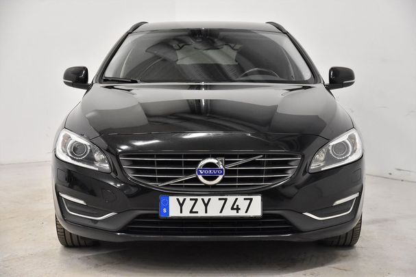 Volvo V60 D3 Momentum 110 kW image number 2