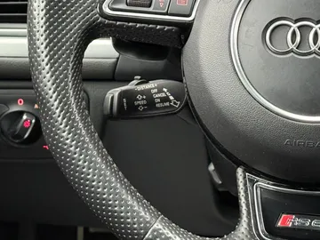 Car image 50