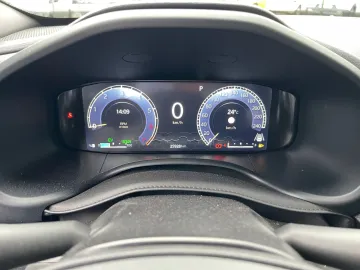 Car image 33