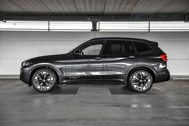 BMW iX3 80 kWh 210 kW image number 3