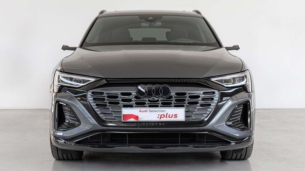 Audi Q8 55 quattro e-tron S-line Sportback 300 kW image number 2