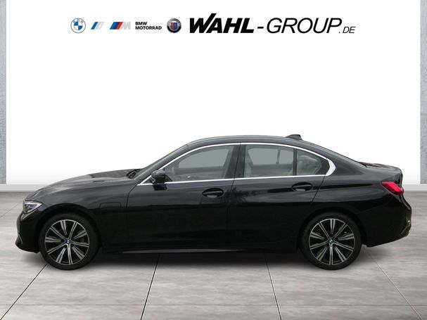 BMW 330 e Luxury Line 215 kW image number 8