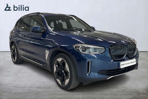 BMW iX3 210 kW image number 17