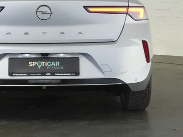 Car image 34