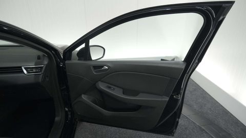 Car image 36