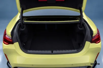 Car image 33