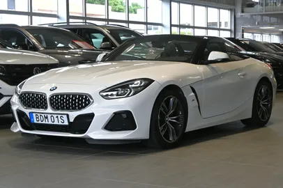Car image 1