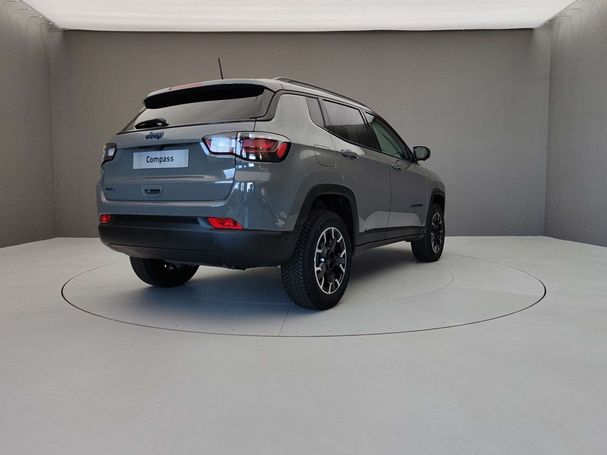 Jeep Compass 1.3 T4 PHEV 4xe 177 kW image number 8