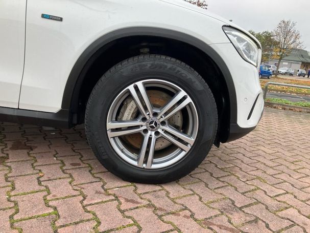 Mercedes-Benz GLC 300 e 235 kW image number 6