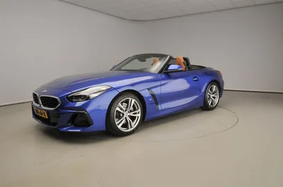Car image 1