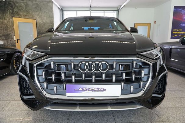 Audi Q8 55 TFSIe quattro S-line PHEV 280 kW image number 2