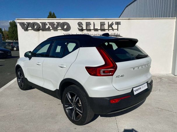 Volvo XC40 T5 134 kW image number 4