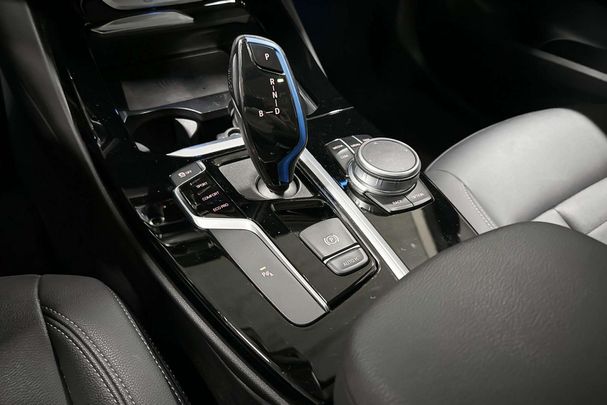 BMW iX3 80 kWh 210 kW image number 11