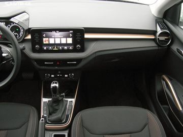 Car image 16