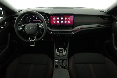 Car image 30