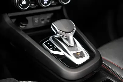Car image 37