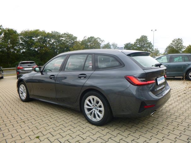 BMW 320i Touring 135 kW image number 4