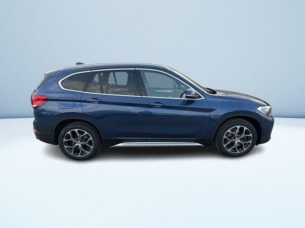 BMW X1 xDrive18d 110 kW image number 9