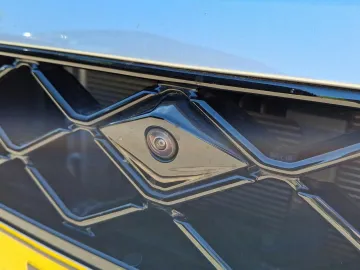 Car image 26