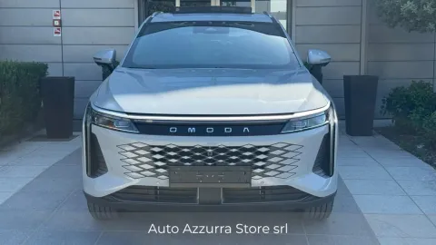 Car image 5